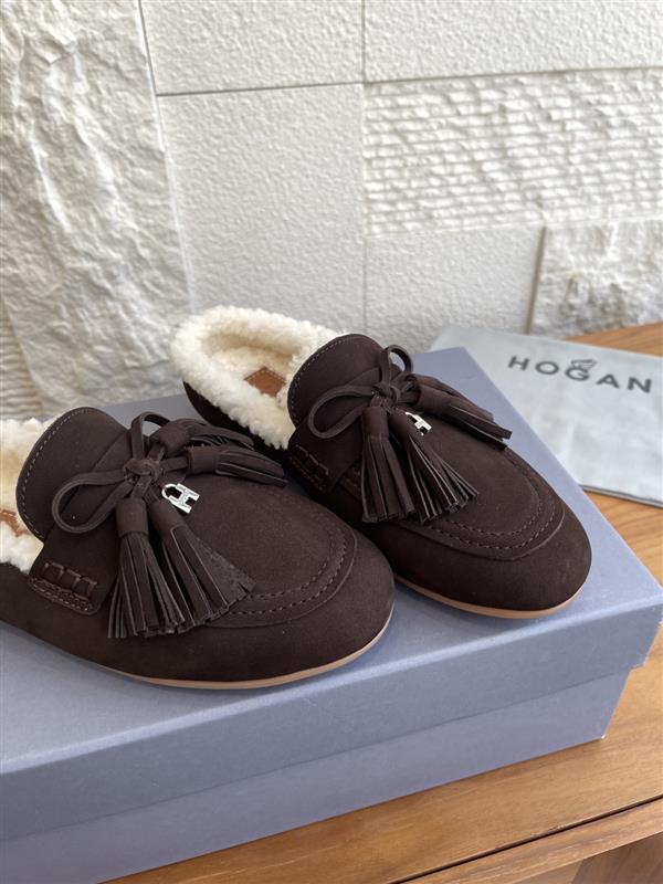 2025126112129148 320